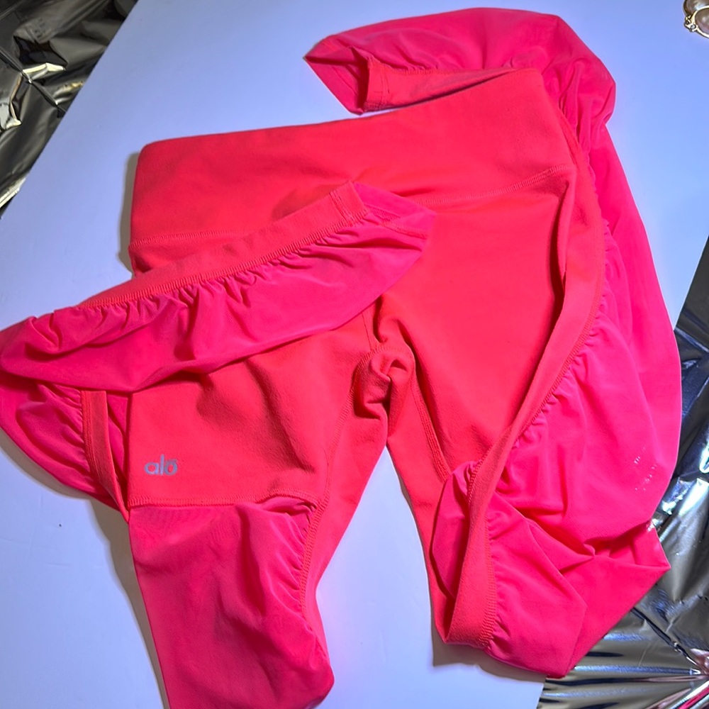 Alo yoga mesh goddess leggings